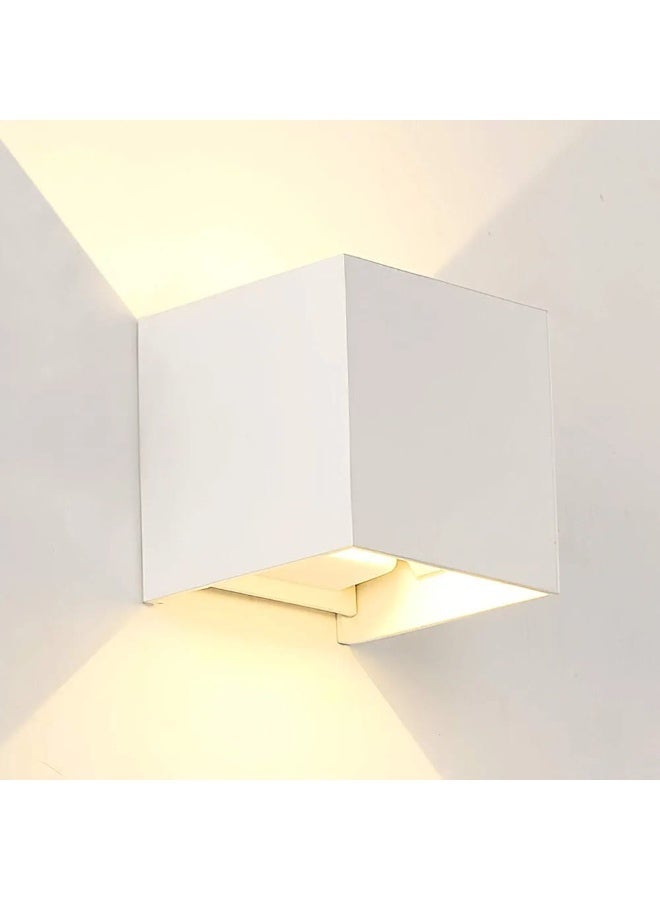 نيو ستيب مصباح LED خارجي بقوة 12 واط، قابل للتعديل لأعلى ولأسفل، مقاوم للماء بمعيار IP65، إضاءة بيضاء دافئة، شكل مربع، زاوية شعاع قابلة للتعديل، مثالي لتزيين المنزل - Image 1